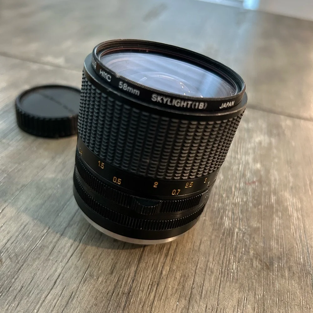 Minolta Auto 200X Flash and Lens Set - Black